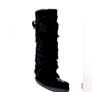 Manitoba Millikan black fur boots with wrap around to fit multiple calf sizes